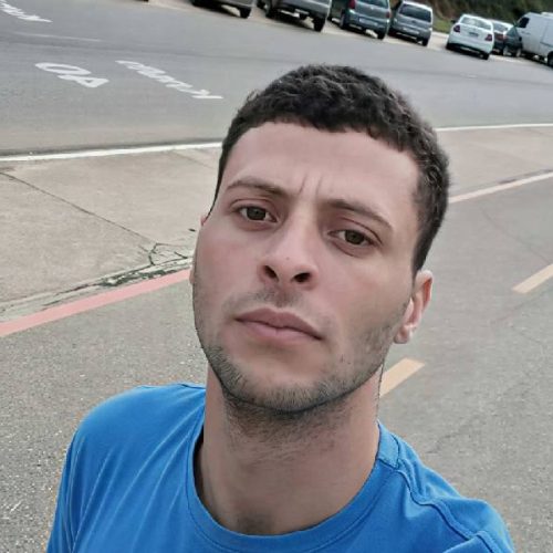 Homem é encontrado morto e amarrado a motocicleta em bairro de Vitória da Conquista