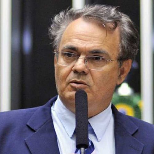 Irmão de Uldurico Pinto rejeita candidatura e expõe divisão na família