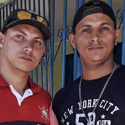 Irmãos são executados após briga em bar e suspeito foge em Urandi