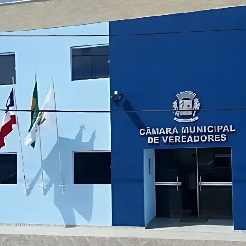 MP recomenda corte de cargos comissionados na Câmara de Correntina e aponta excesso