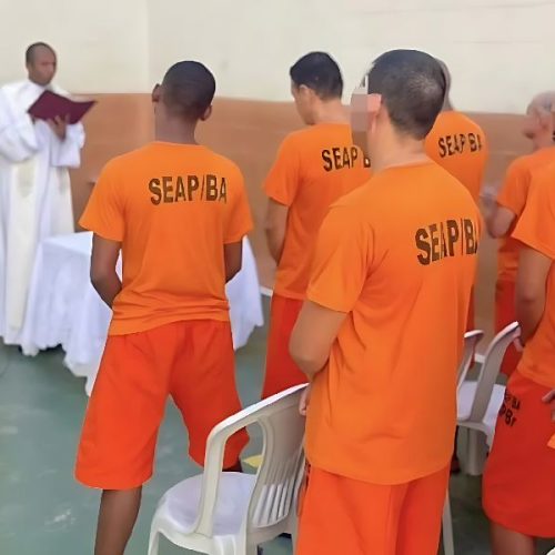 Missa de Natal leva fé e esperança a internos do Conjunto Penal de Brumado