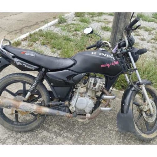 Moto com restrições de circulação é apreendida durante fiscalização na BA-262, em Anagé