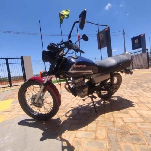 Moto roubada é recuperada pela PM após identificação de adulteração em Caculé