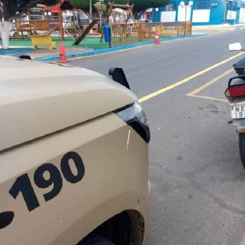 Motocicleta roubada cruza estados e acaba apreendida em blitz da PM na cidade de Tanhaçu