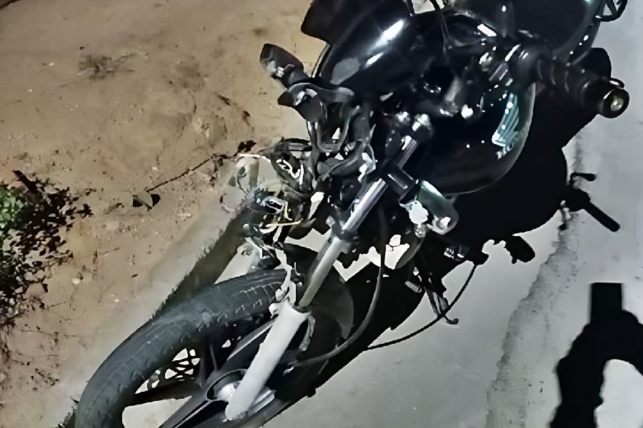 Motociclista fica ferido em acidente e motorista foge, em Guanambi