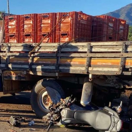 Motociclista morre após bater em caminhonete parada na BA-148 em Livramento