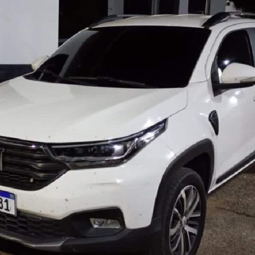 Motorista é preso após PM recuperar caminhonete com registro de roubo na BA-142