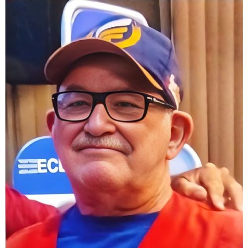 Mototaxista morre após colisão com poste, em Guanambi