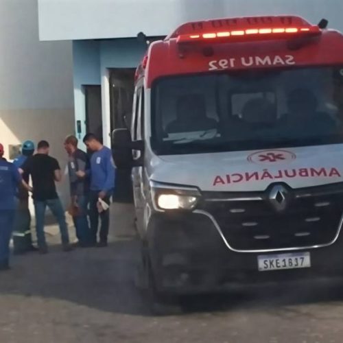 Mototaxista perde controle em ladeira e sofre acidente grave em Caetité