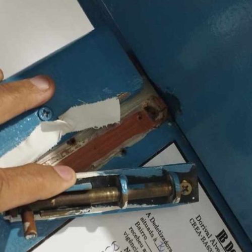 Mulher é detida após causar confusão e danificar portas da UPA de Tanhaçu