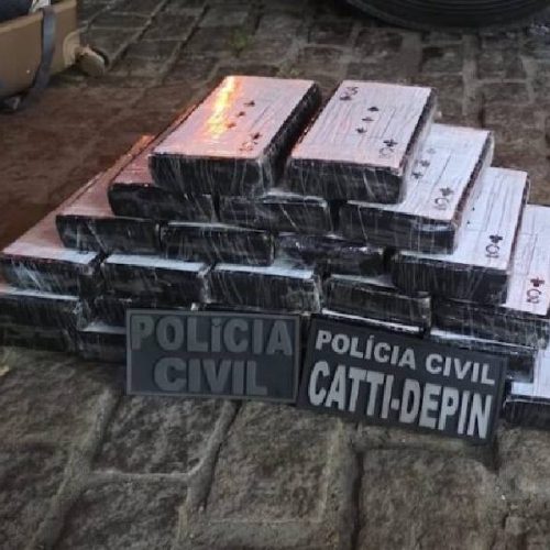 Mulher é presa com 26 kg de cocaína em ônibus durante operação em Conquista