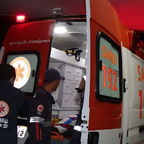 Mulher fere companheiro com faca e casal acaba na UPA em Guanambi