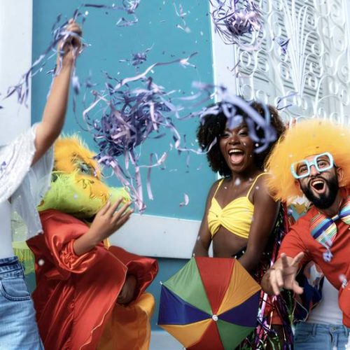 Bloco ‘Doido é Tu’ leva saúde, alegria e clima de carnaval às ruas de Brumado neste sábado