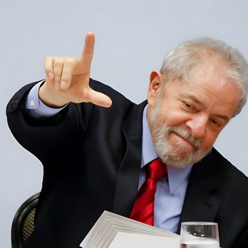 Faz o L: Governo recua em pautas impopulares e tenta reduzir desgaste político