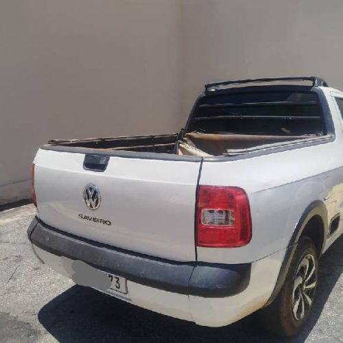 Carro com restrição judicial é apreendido pela PM em área central de Brumado