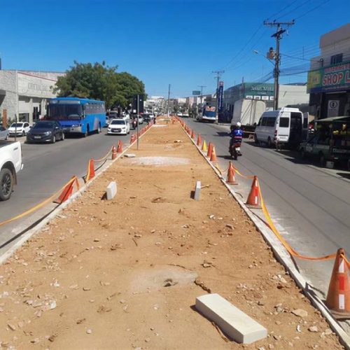 Obras na Avenida Centenário provocam mudanças no trânsito de Brumado