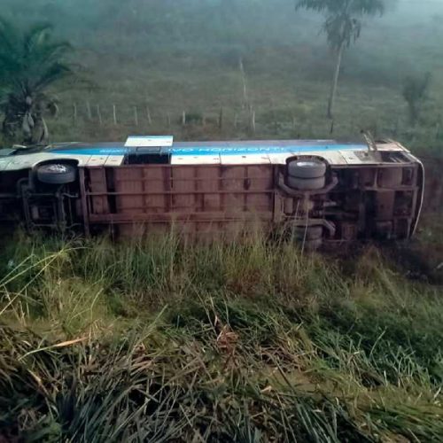 Ônibus da Novo Horizonte sofre acidente na Chapada Diamantina e deixa feridos