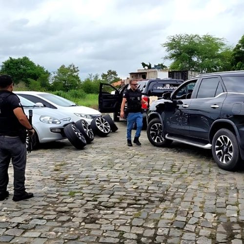 Operação Ômega desarticula esquema milionário e apreende carros de luxo, imóveis e dinheiro em Itapetinga