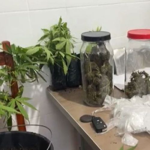 Operação da PM apreende drogas e materiais do tráfico em Barra da Estiva