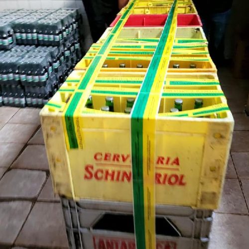 Operação desmonta fábrica clandestina de bebidas e apreende milhares de produtos em Vitória da Conquista