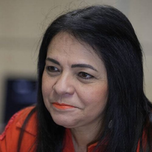 PF investiga contratos na gestão de prefeita do PT na Bahia e aponta fraude milionária na compra de tablets