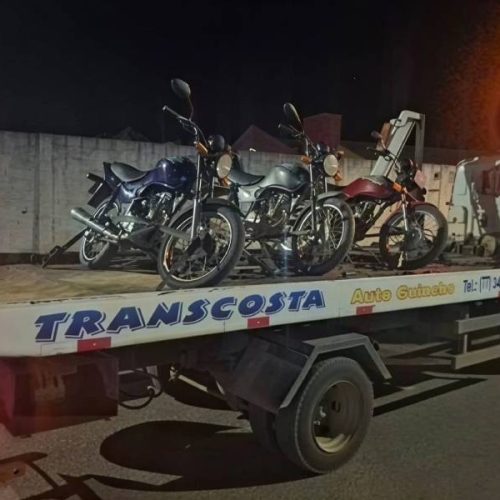 PM apreende três motos durante fiscalização em Guanambi