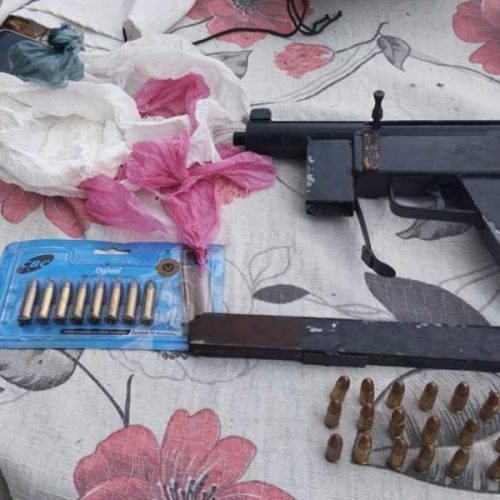 PM prende homem com submetralhadora e drogas na zona rural de Serra do Ramalho