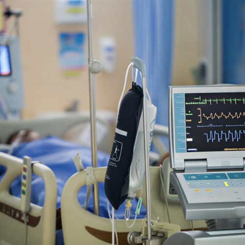 Paciente em estado grave é transferido de UTI aérea após AVC e caso expõe falhas na saúde em Macaúbas