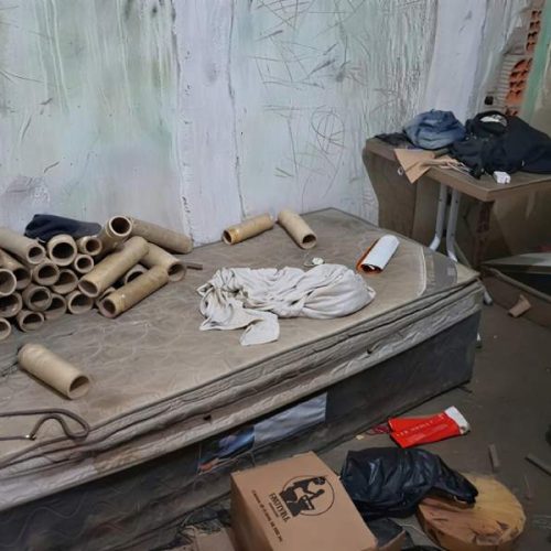 Polícia encontra fábrica clandestina e apreende 700 explosivos em Cruz das Almas