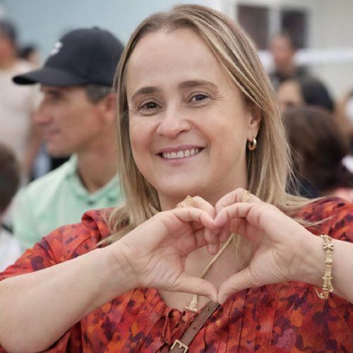 Prefeita de Livramento de Nossa Senhora sofre atentado a tiros na BA-152