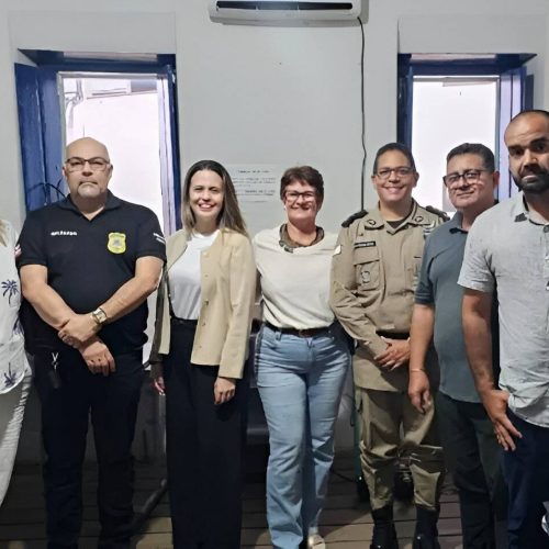 Prefeita de Livramento discute estratégias de segurança com MP e forças policiais