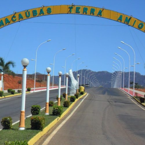 Prefeitura autoriza nova mineradora a explorar quartzito em Macaúbas