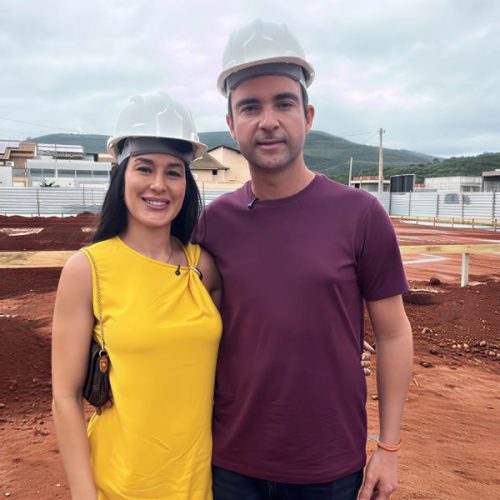 Primeira-dama destaca CAPS AD e faz apelo emocionante por famílias afetadas pelas drogas em Brumado