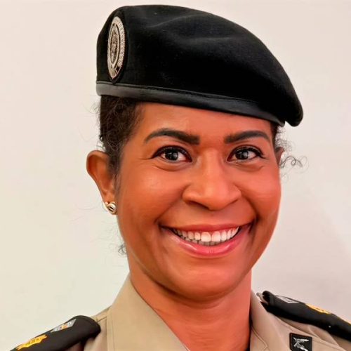 Primeira mulher a comandar o 17º BPM completa um ano à frente da unidade em Guanambi