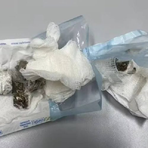 Prisão de dentista que usava gaze para traficar drogas em presídio de Brumado é mantida
