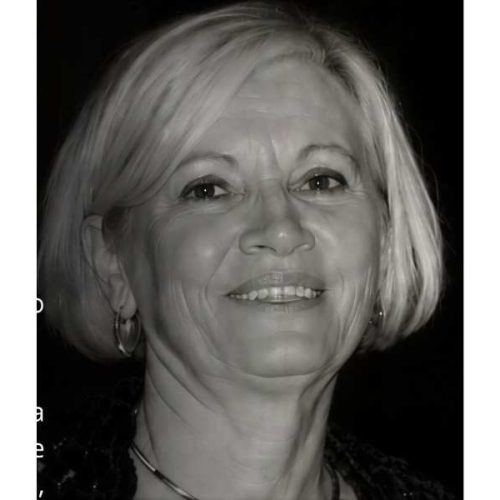 Professora Izabel Angélica morre e causa comoção entre alunos e colegas em Itambé