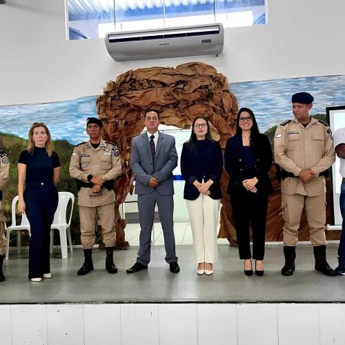 Projeto “Conseg Vai às Escolas” leva mensagem de paz e prevenção a alunos de Brumado