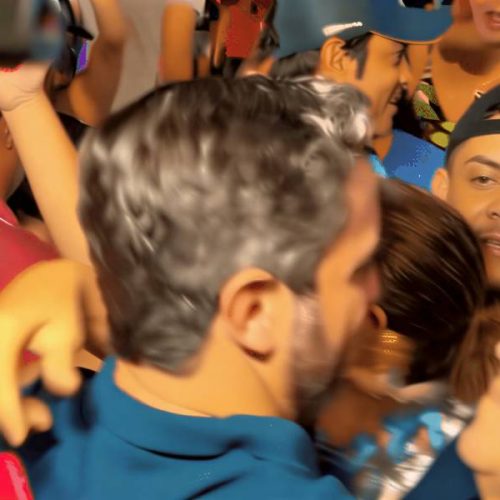 STF devolve mandato e prefeito de Riacho de Santana é recebido com festa por apoiadores