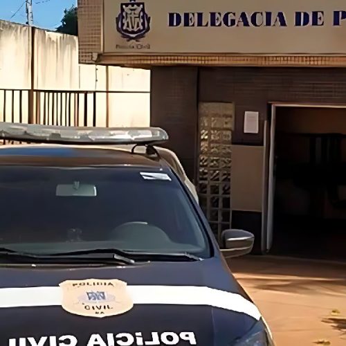 Suspeita de extorsão é presa durante ação da Polícia Civil em Paramirim