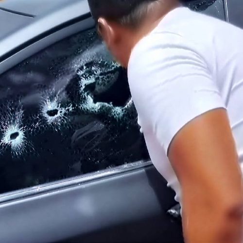 Tiroteio em Teixeira de Freitas: homem é morto dentro de carro em via pública