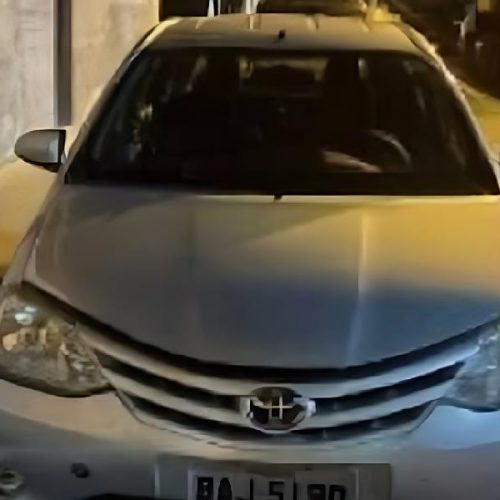 Veículo com registro de apropriação indébita é apreendido no centro de Tanhaçu