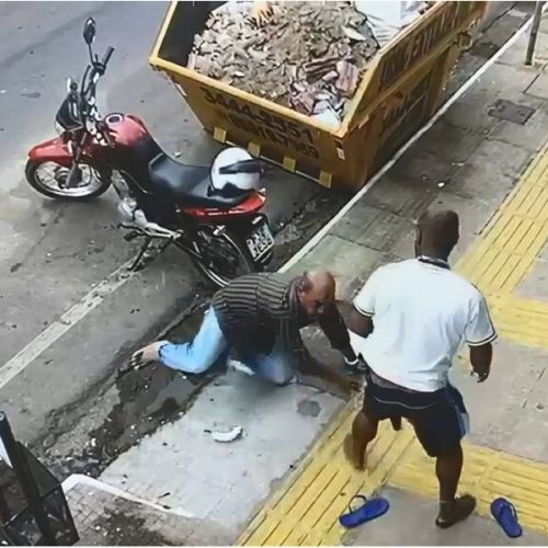Vídeo de agressão em frente à Caixa viraliza meses após briga em Livramento