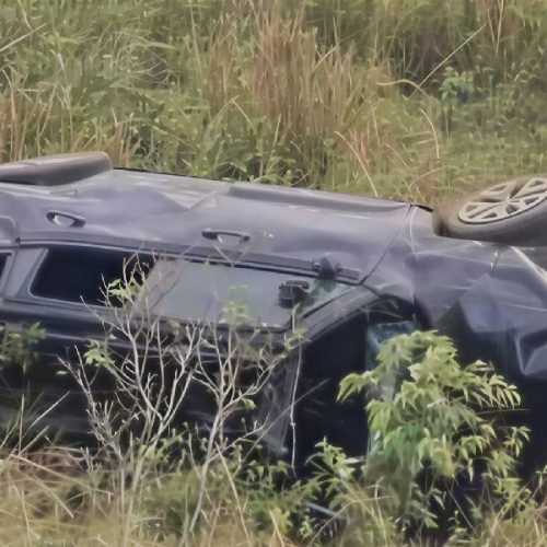 Capotamento na BA-262 deixa três feridos entre Itambé e Vitória da Conquista