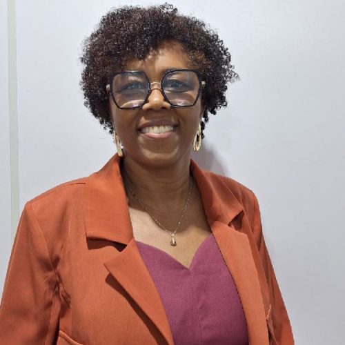 Brumado abre matrículas da rede municipal e secretária reforça prazos para 2026