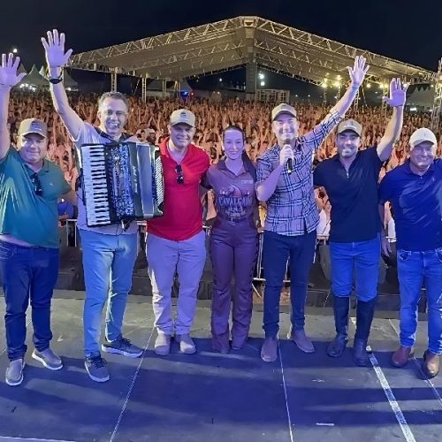 ‘Brumado volta a sorrir’, diz prefeito ao celebrar sucesso da 1ª Cavalgada dos Santos Reis