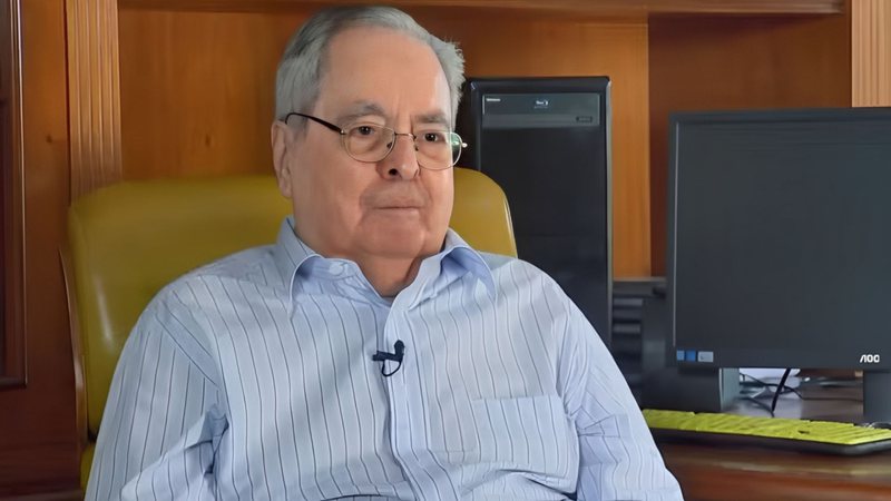 Autor de novelas Benedito Ruy Barbosa é internado às pressas em UTI