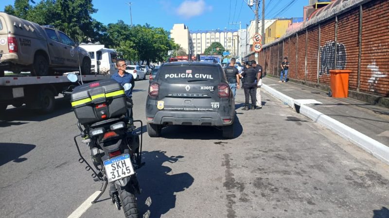 Corpo é encontrado dentro de lixeira no bairro do Comércio