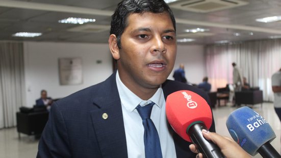 Deputado Diego Castro critica Lula e diz que postura contra Trump prejudica o Brasil
