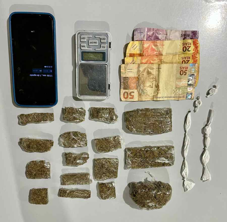 Suspeito é flagrado com drogas no bairro Benito Gama, em Livramento de Nossa Senhora
