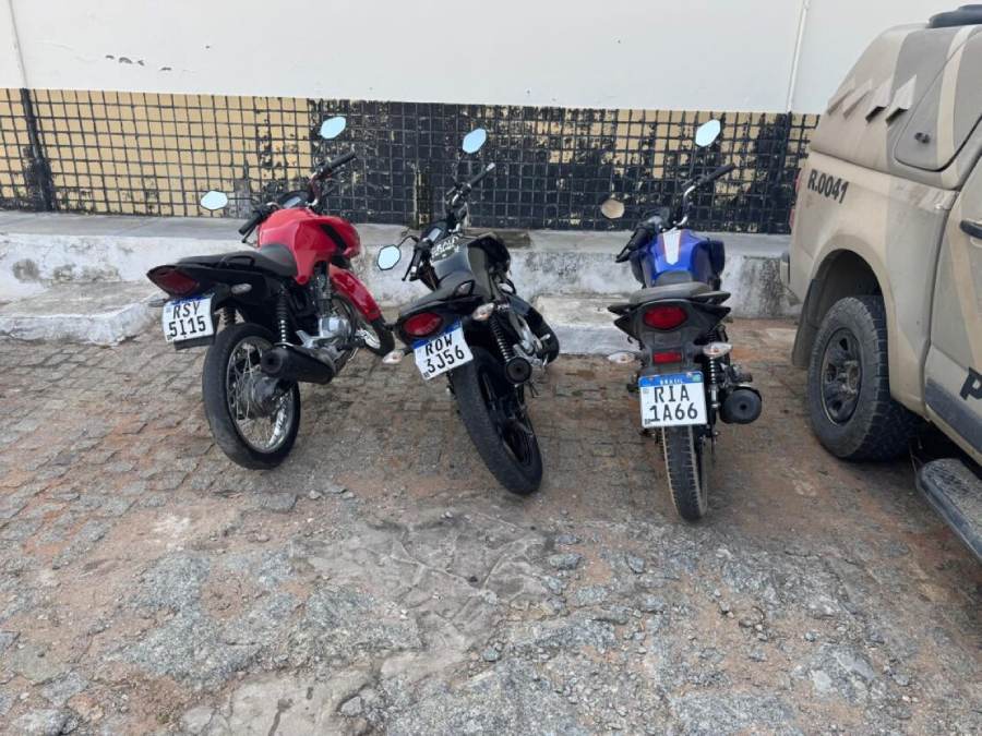 Trio é detido com motos clonadas em Guanambi